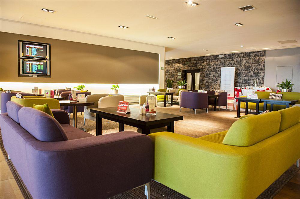 Maldron Hotel Dublin Airport Cloghran Eksteriør billede